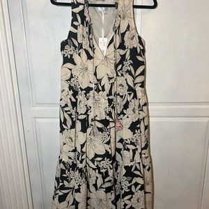 New With Tags JADE by JOHNNY WAS beautiful floral dress with soft color details